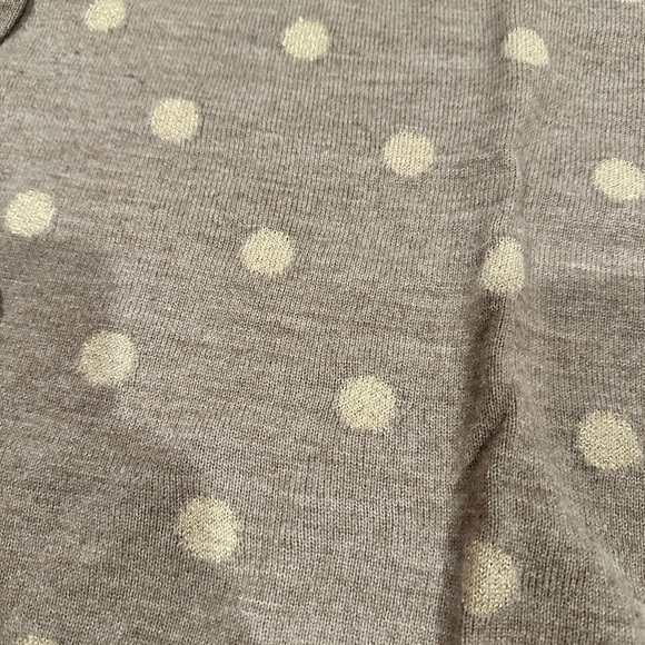 Sweater - Picture 2 of 4